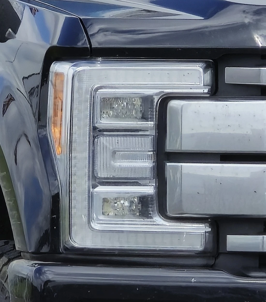 ford f-350 / super duty clear headlight — real reference photograph, illustrative comparison